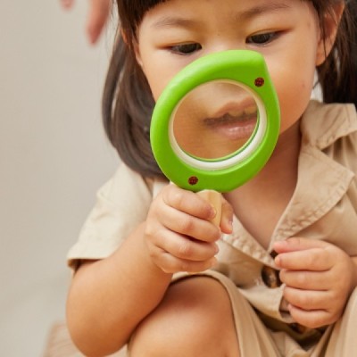 LEAF MAGNIFIER